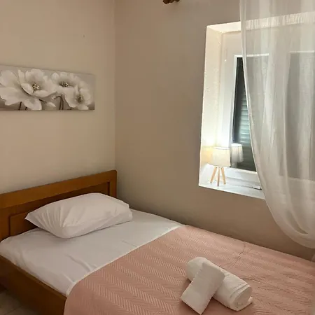 The Little Garden Hébergement de vacances Kavala